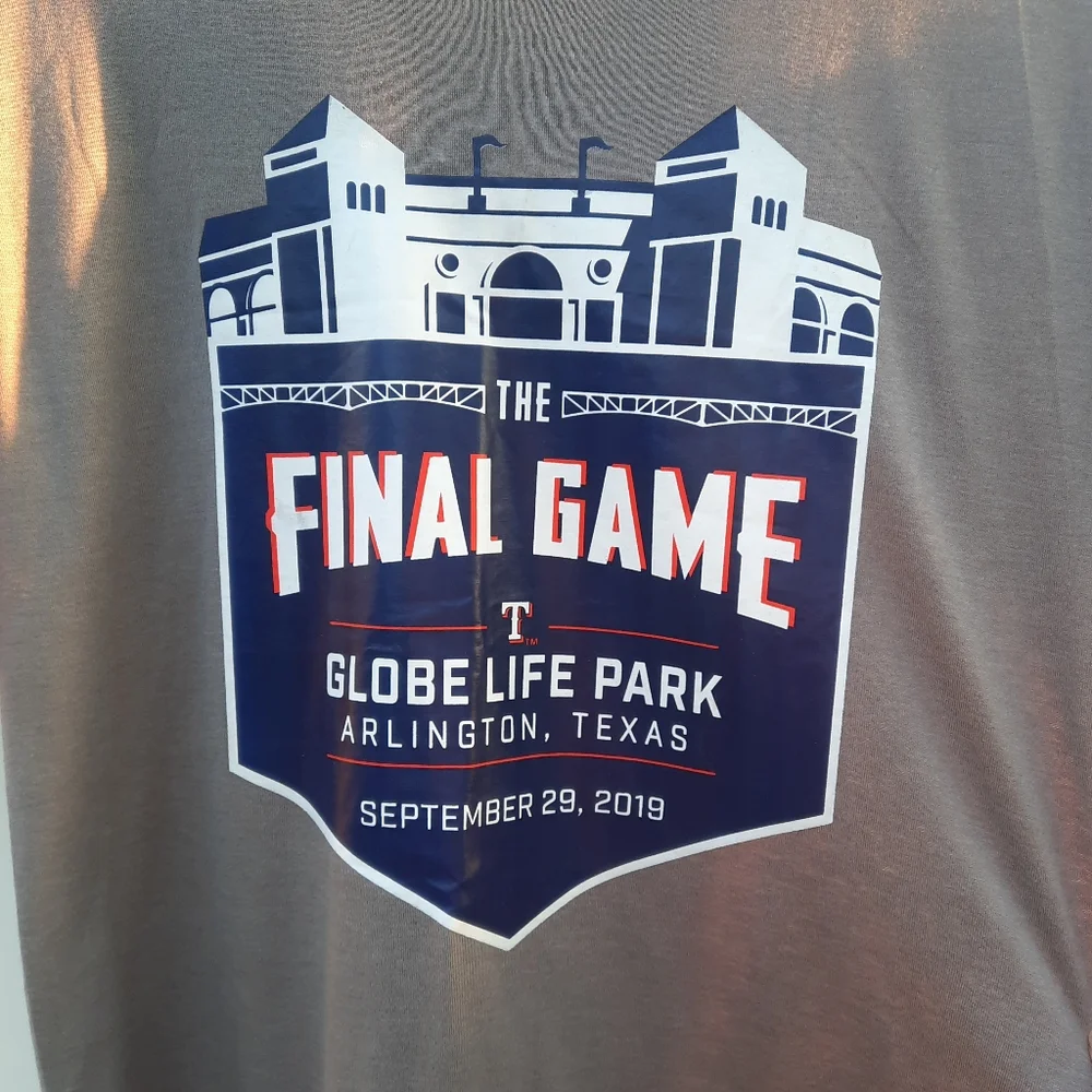 Texas Rangers Globe Life Park Final Game T-Shirt | Size M
